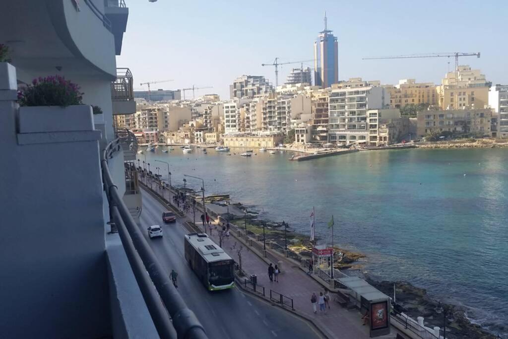 St Julians' Sea Front, Spectacular View, Apartment Saint Julian's Dış mekan fotoğraf